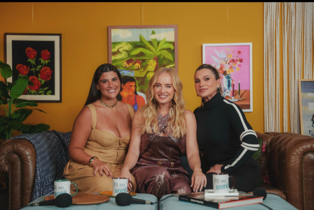 No “Pé no Sofá Pod”, Flávia Alessandra, Giulia Costa e Angélica falam sobre maternidade