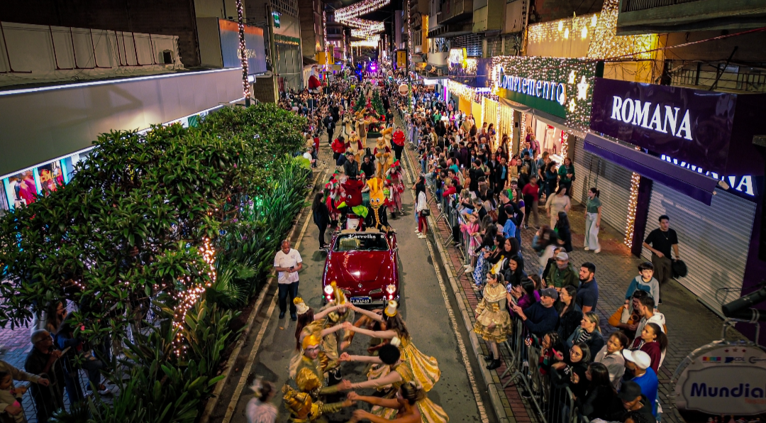 Parada Natalina deste domingo promete ficar marcada na história do Sonho de Natal Barbacena