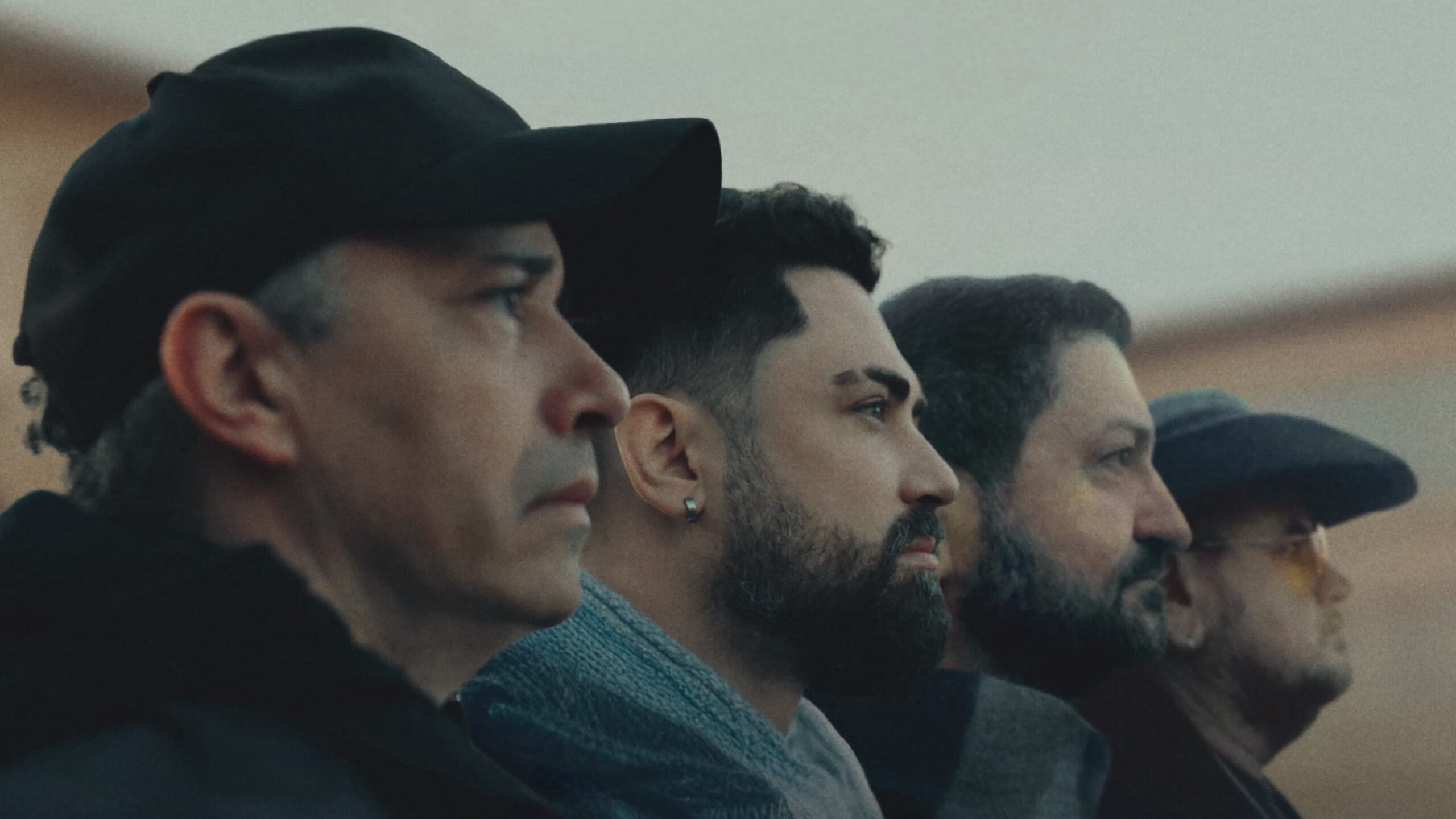 ‘CASA’: Rosa de Saron lança canção sobre retorno, reconciliação e pertencimento