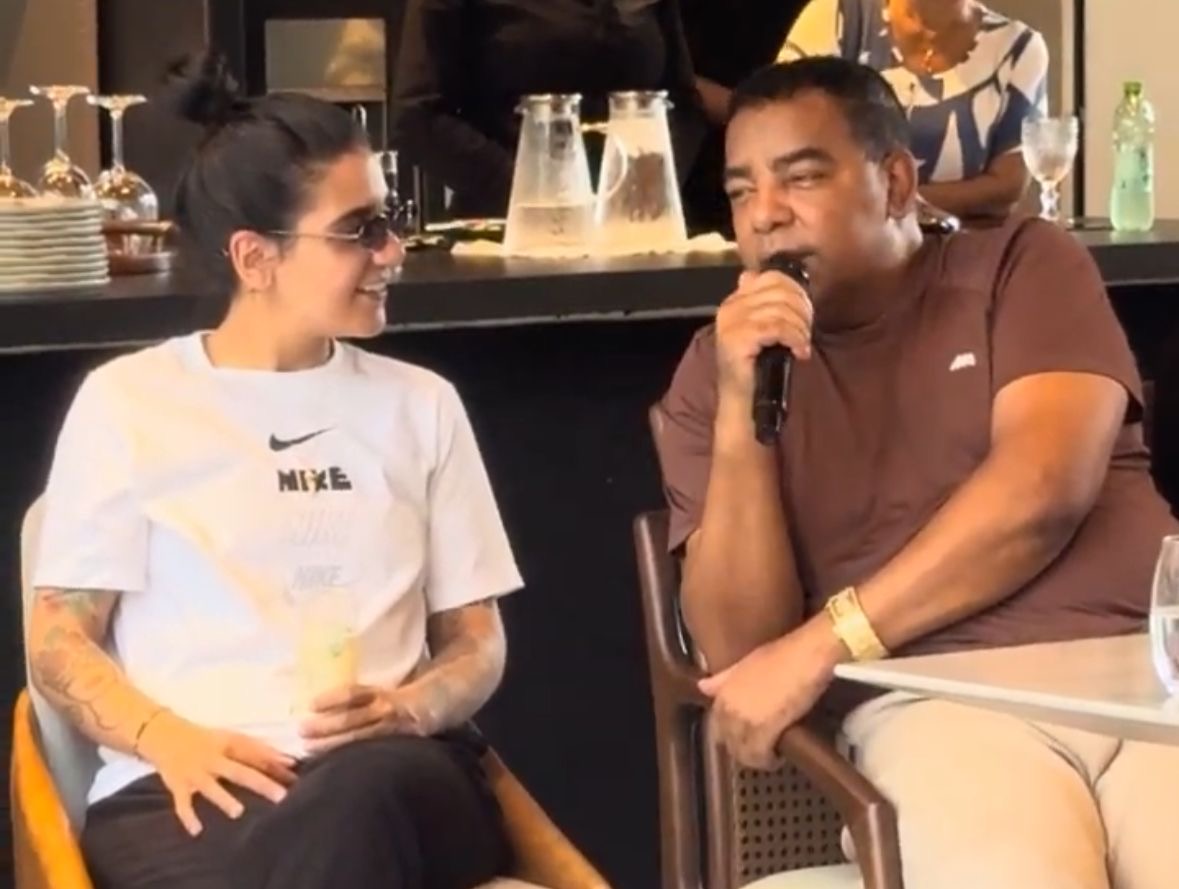 Luiz Carlos, do Raça Negra, e Allan Caramashi comemoram aniversário com festa animada em Itu