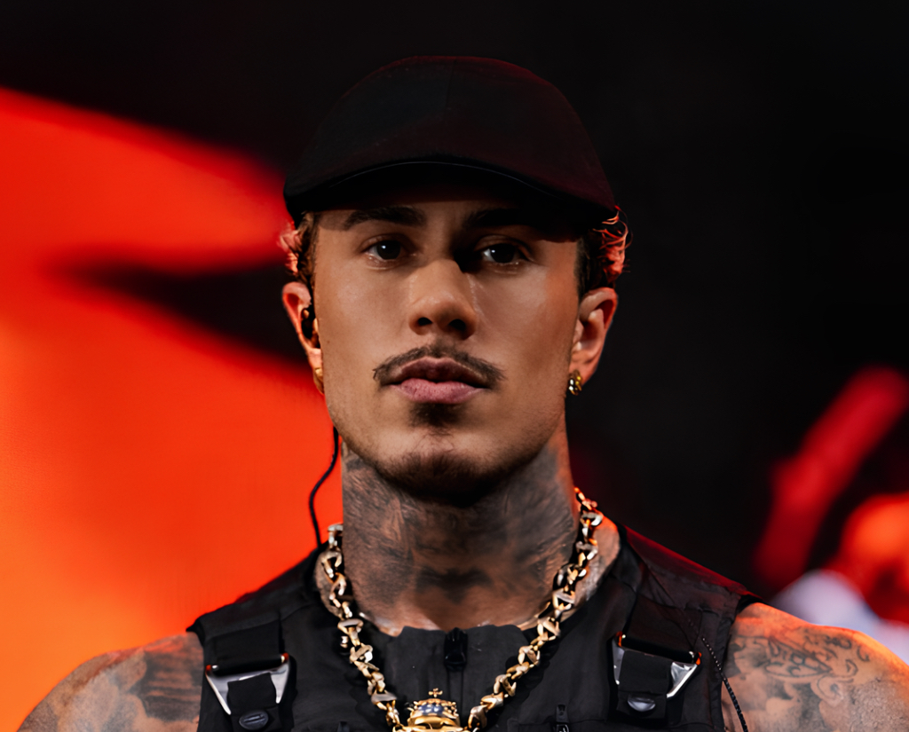 MC Daniel volta às raízes e transforma Carnaval de Taboão da Serra em noite de consagração