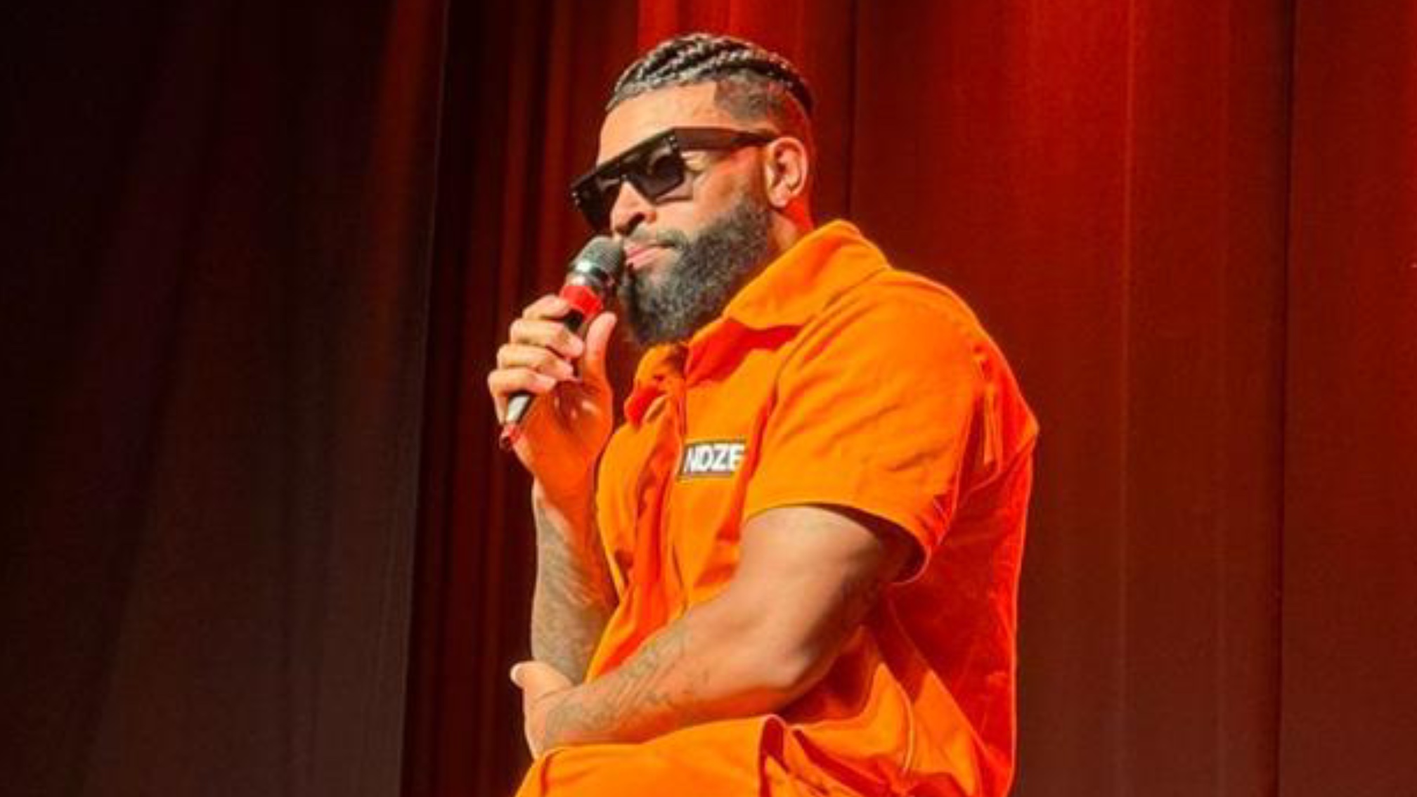 Depois de lotar teatro em seu retorno aos palcos, Nego Di segue em nova fase e anuncia turnê nacional