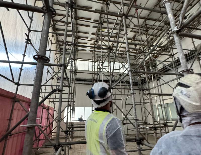 Engenharia estratégica em obras corporativas e industriais: a base técnica que sustenta a expansão de ativos críticos no Brasil