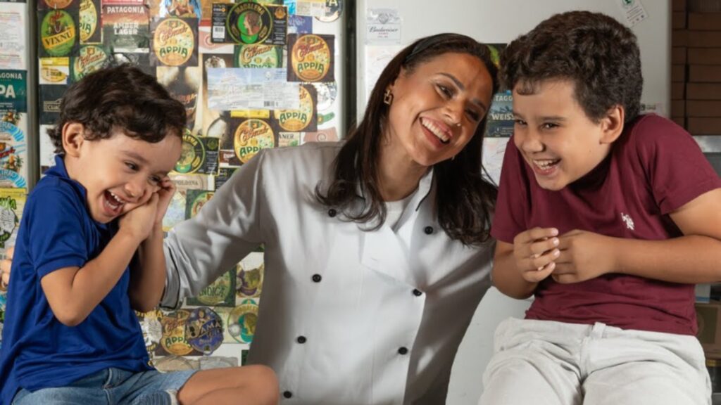 Entre decisões difíceis e uma rotina sem pausa: o que a maternidade ensinou sobre liderança, coragem e crescimento nos negócios