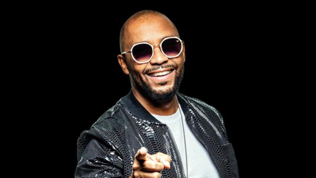 Salgadinho celebra reconhecimento do Pagode 90 em série da TV Globo e reforça: “Somos um movimento”