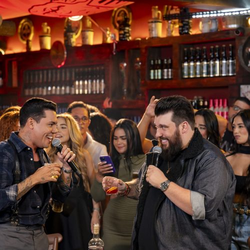 Encontro de amigos: Felipe Araújo junta a sua voz com a de Panda em “Ponto G”* Música nasce com força de hit e chega nas plataformas nesta quinta