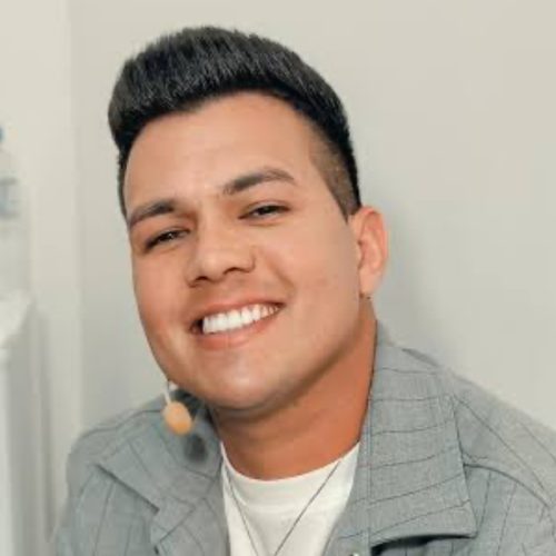 Vitor Fernandes lança primeiro volume do DVD “Em Todos os Bares” 