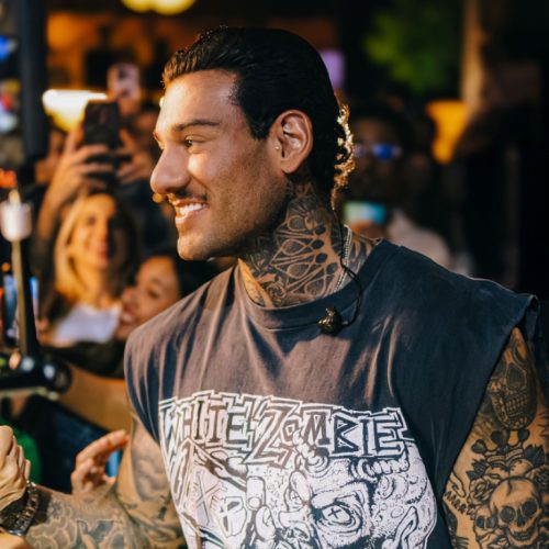 Lucas Lucco aposta no piseiro em projeto de regravações de seus grandes sucessos