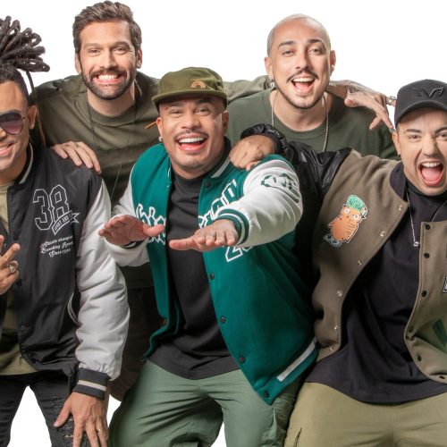 Guga Nandes e Chris MC são confirmados como participações especiais  no Luau do Akatu neste sábado