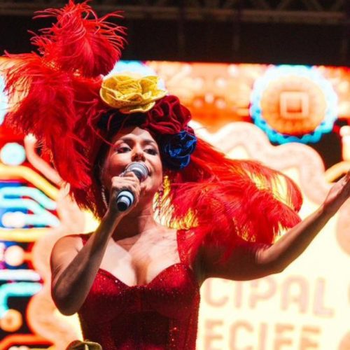 No coração do Recife, Priscila Senna é destaque no Baile Municipal ao lado deSpok, Elba Ramalho e Gerlane Lops