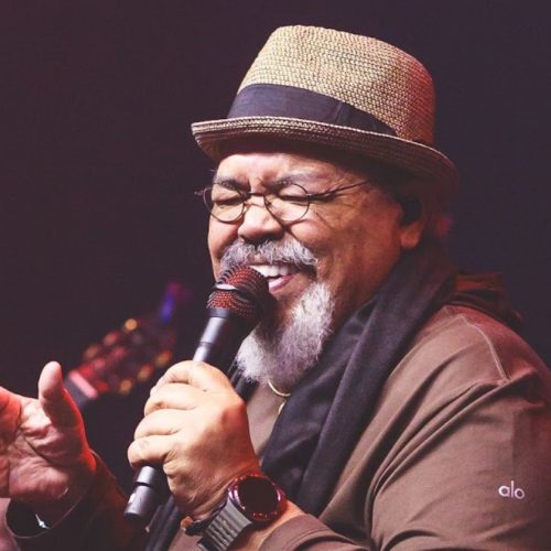 Jorge Aragão abre turnê nacional no Varanda Estaiada neste sábado