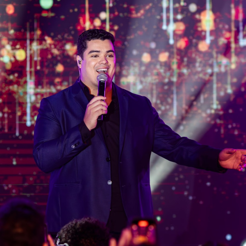 Conheça Conrado, o Tenor Sertanejo que transforma clássicos com originalidade