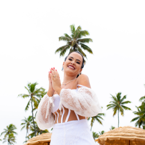 Empresária Gabriela Pimenta celebra aniversário na Praia do Forte com a presença de celebridades