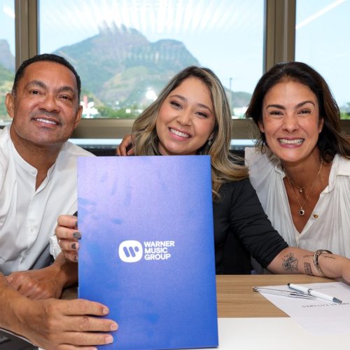 MARÍLIA TAVARES FECHA CONTRATO MILIONÁRIO COM A WARNER MUSIC GROUP