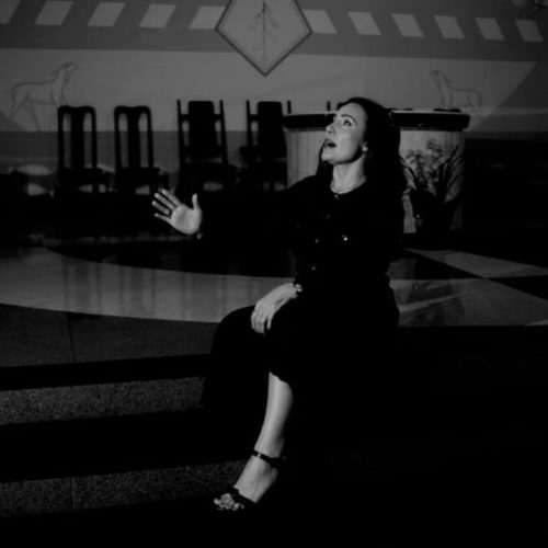 Vanessa Moraes: A Harmonia Entre MPB, Jazz E O Mar