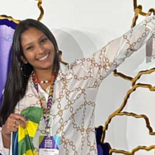 Nara Teles: Da dor à resistência