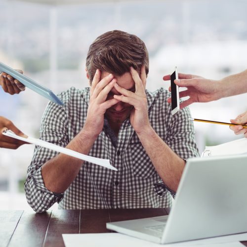Burnout atinge 30% dos brasileiros e se torna epidemia silenciosa nos ambientes de trabalho